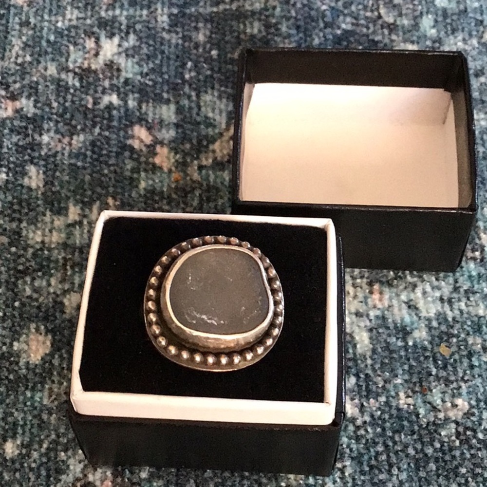 Size 8 sterling silver sea glass ring